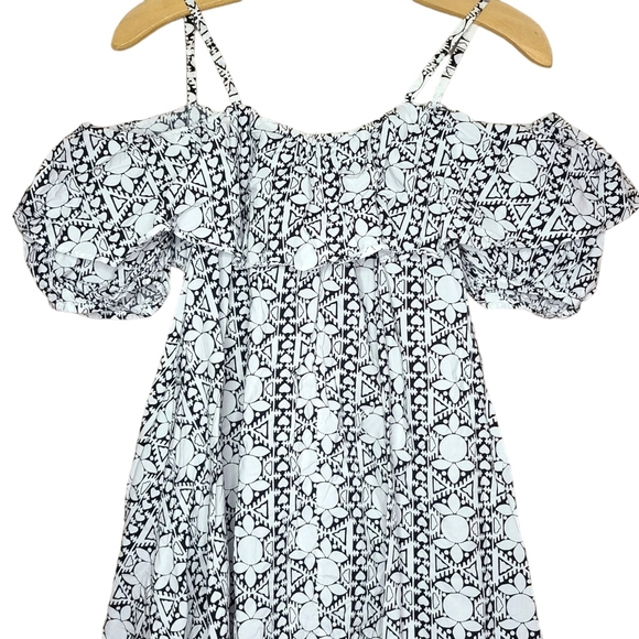 FAMPH White and Black Pattern Off the Shoulder Flowy Summer Dress - Picture 5 of 6